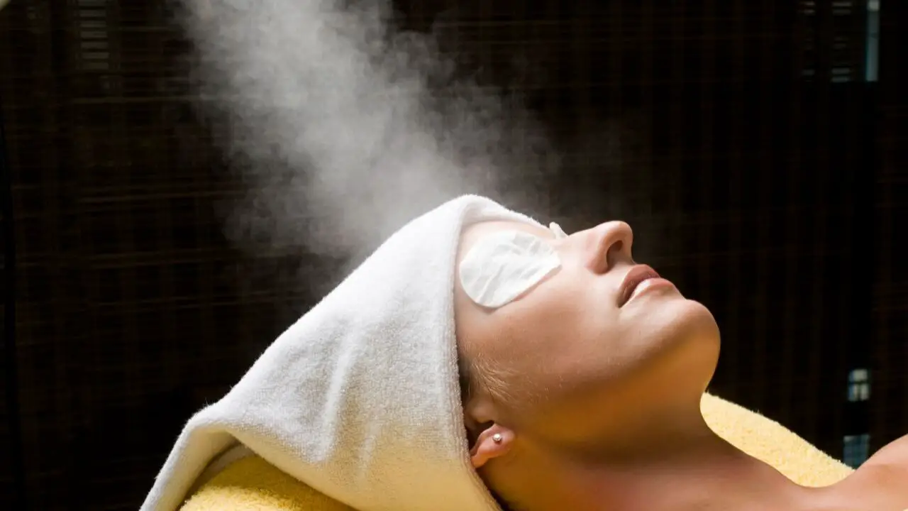 Benefits of facial steaming-how to steam your face for acne