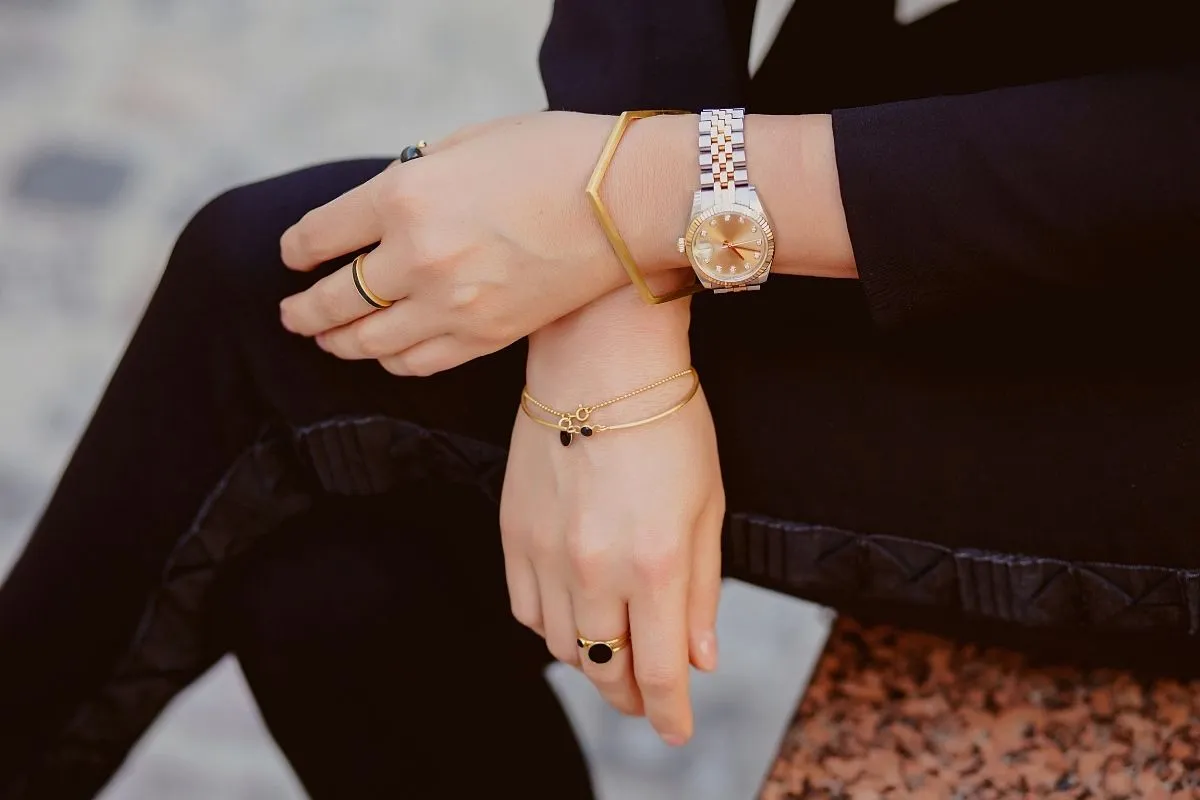 Cartier Love Bracelet Size 16 vs 17