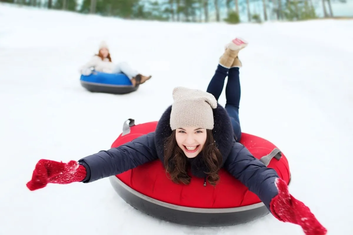 What to Wear for Snow Tubing